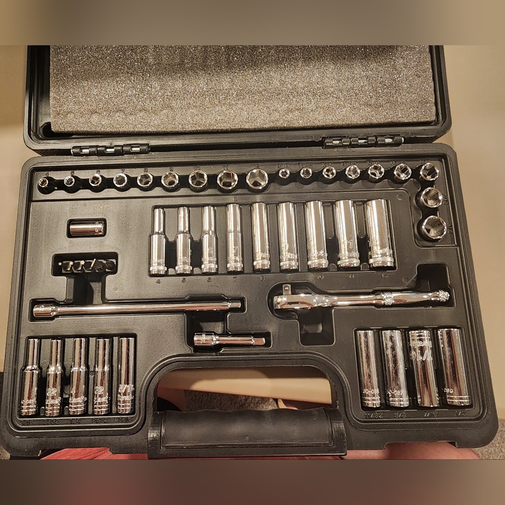 Duralast 45 Piece Socket Set NWOT